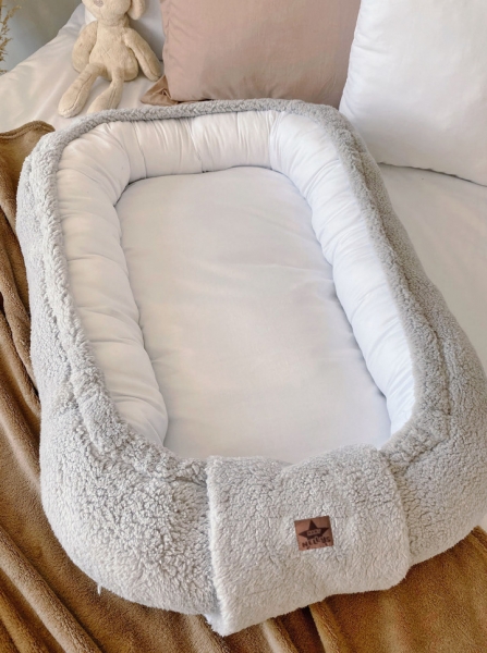Baby Nellys Obojstranné hniezdočko, kokon Baby Love, šedé